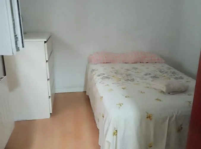 Apartamento En Calle Garci Nuno De 3 Dormitorios